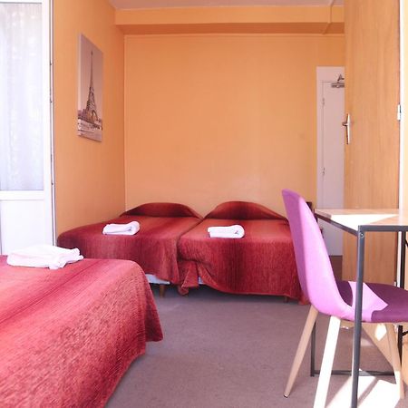 Hotel Restaurant Le Parisien Lourdes Eksteriør bilde