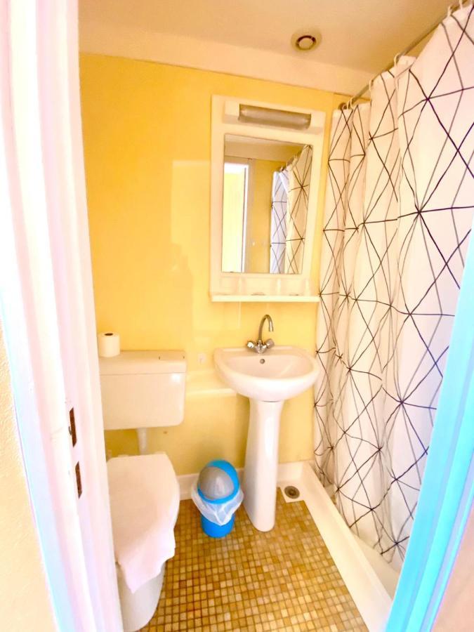Hotel Restaurant Le Parisien Lourdes Eksteriør bilde